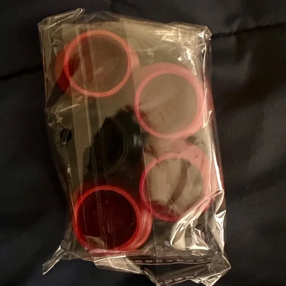 The Only Gift Worth Giving Wine Stoppers & Tovolo silicone king cube ice tray - Picture 9 of 13